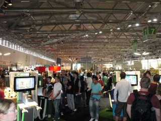 Illustration for article titled Gallery: Gamescom's Sony Hall